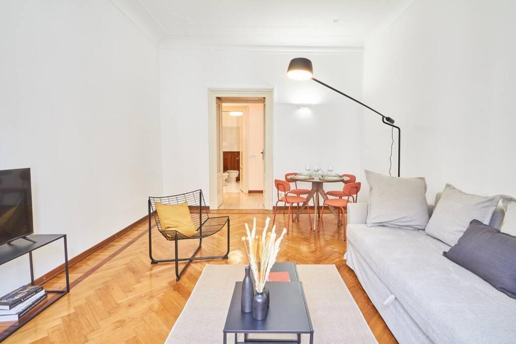 Easylife - Sophisticated In Cadorna Area * Mailand