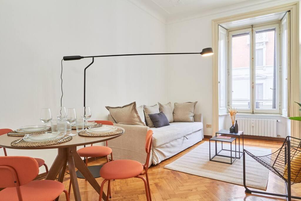 Easylife - Sophisticated In Cadorna Area Apartment Mailand
