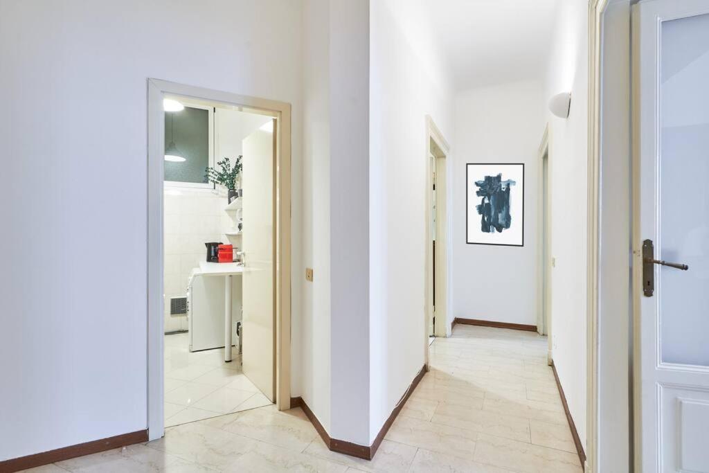 Easylife - Sophisticated In Cadorna Area *