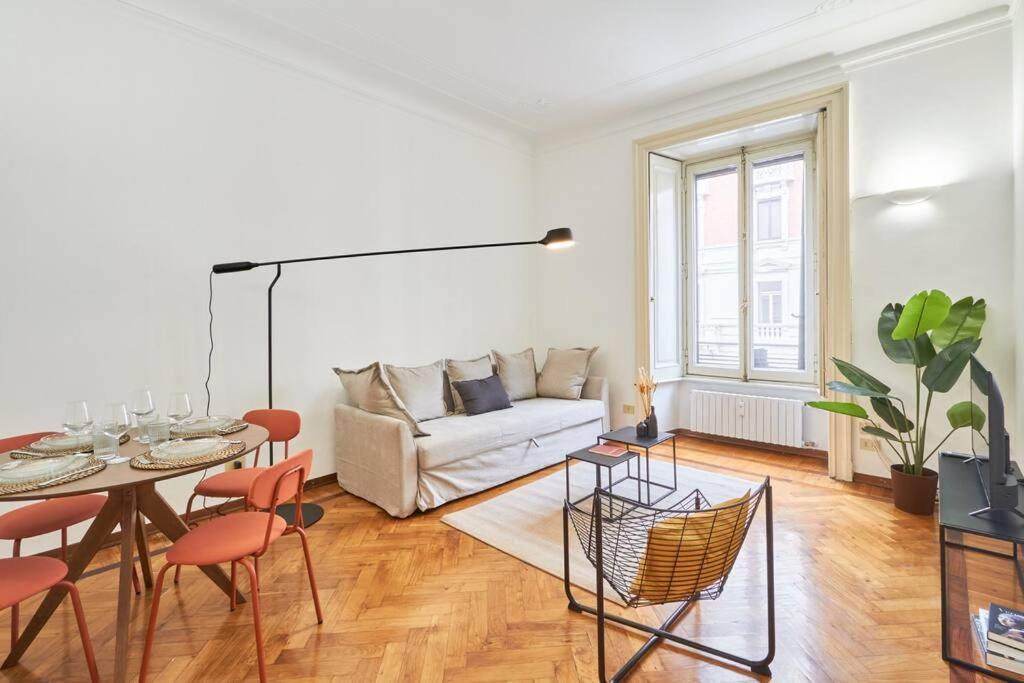 Easylife - Sophisticated In Cadorna Area *